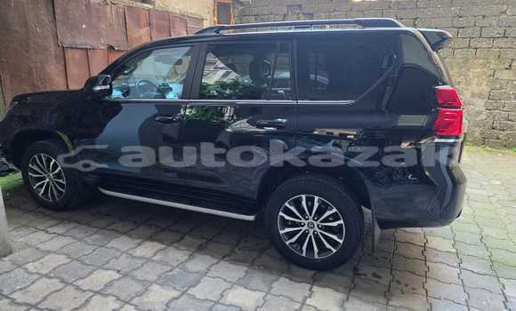 Buy Used Toyota Land Cruiser Black Car in Georgiyev in Taraz Buy Used Toyota Land Cruiser Black Car in Georgiyev in Taraz