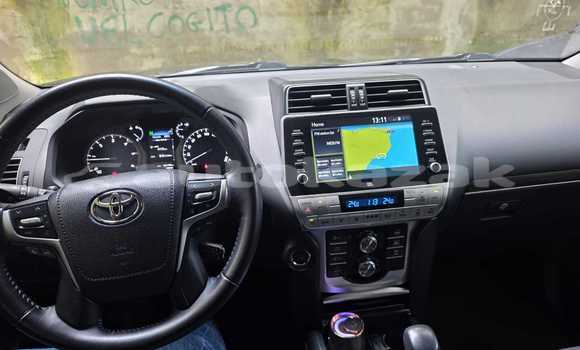 Buy Used Toyota Land Cruiser Black Car in Georgiyev in Taraz Buy Used Toyota Land Cruiser Black Car in Georgiyev in Taraz