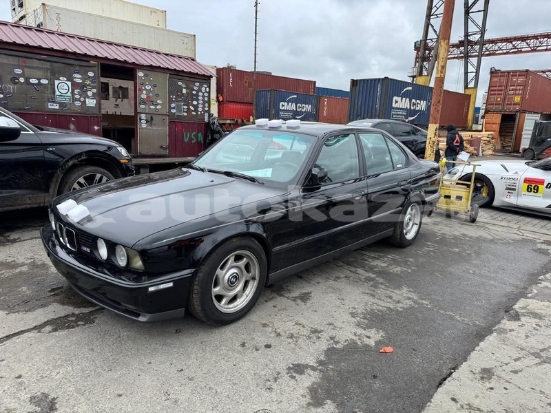 Big with watermark bmw m5 taraz georgiyev 6111