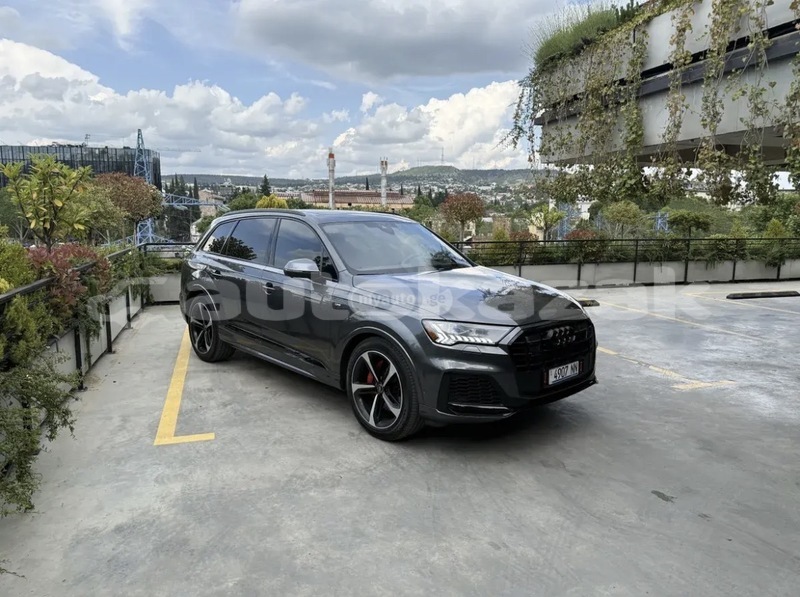 Big with watermark audi q7 taraz georgiyev 6115