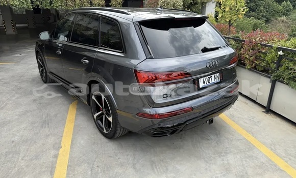 Buy Used Audi Q7 Silver Car in Georgiyev in Taraz Buy Used Audi Q7 Silver Car in Georgiyev in Taraz