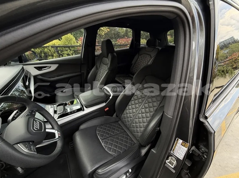Big with watermark audi q7 taraz georgiyev 6115