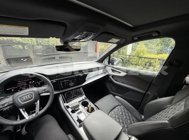 Big with watermark audi q7 taraz georgiyev 6115