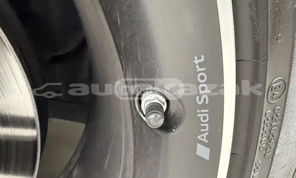 Buy Used Audi Q7 Silver Car in Georgiyev in Taraz Buy Used Audi Q7 Silver Car in Georgiyev in Taraz