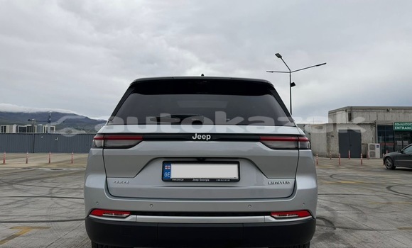 Buy Used Jeep Grand Cherokee Silver Car in Georgiyev in Taraz