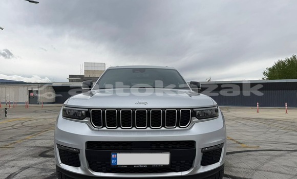 Buy Used Jeep Grand Cherokee Silver Car in Georgiyev in Taraz Buy Used Jeep Grand Cherokee Silver Car in Georgiyev in Taraz
