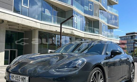 Buy Used Porsche Panamera Silver Car in Georgiyev in Taraz Buy Used Porsche Panamera Silver Car in Georgiyev in Taraz