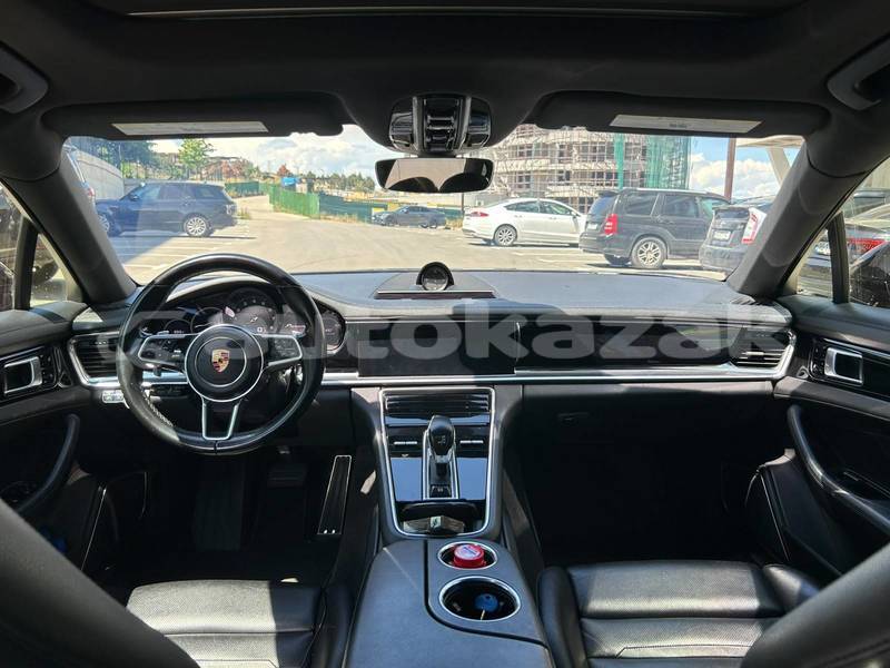 Big with watermark porsche panamera taraz georgiyev 6162