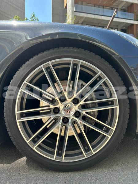 Big with watermark porsche panamera taraz georgiyev 6162