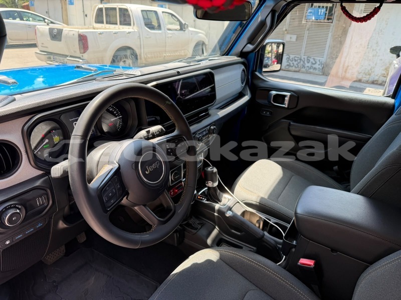 Big with watermark jeep wrangler taraz georgiyev 6165