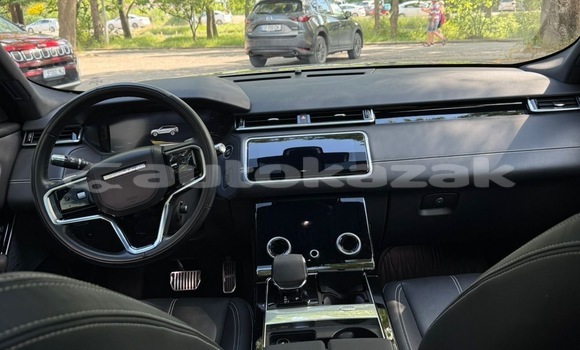Buy Used Land Rover Range Rover Velar Silver Car in Georgiyev in Taraz Buy Used Land Rover Range Rover Velar Silver Car in Georgiyev in Taraz