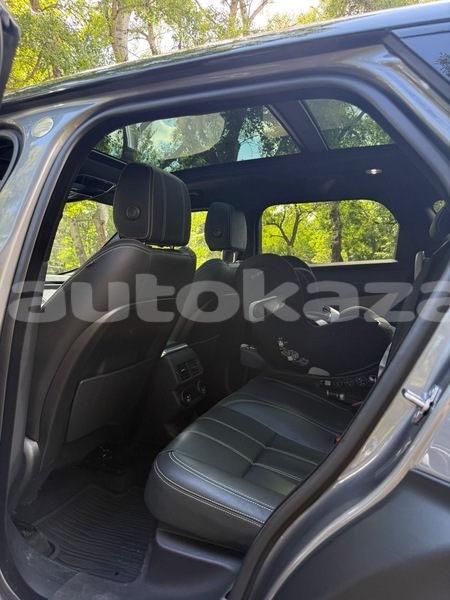 Big with watermark land rover range rover velar taraz georgiyev 6170