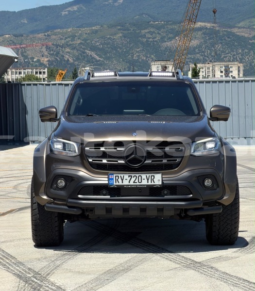 Big with watermark mercedes benz x klasse concept taraz georgiyev 6176