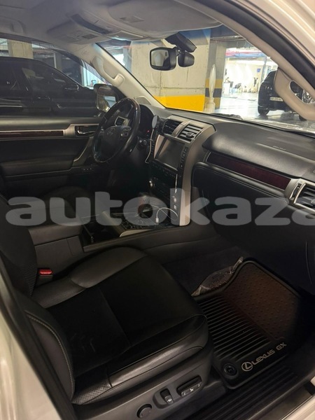 Big with watermark lexus gx taraz georgiyev 6178