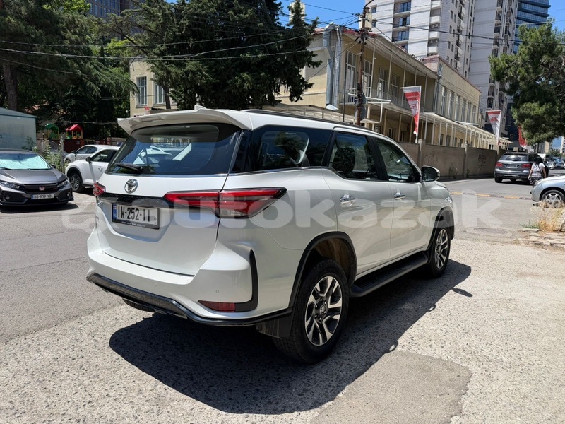 Big with watermark toyota fortuner taraz georgiyev 6179
