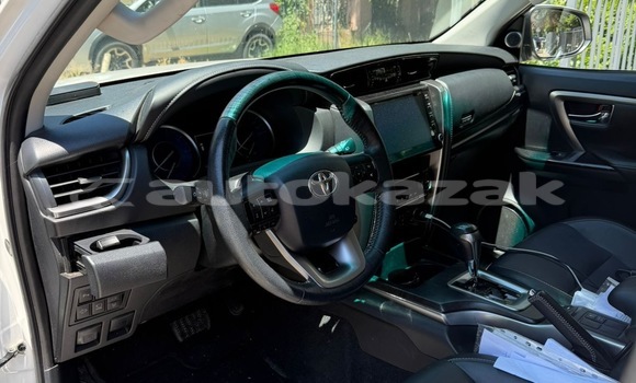 Buy Used Toyota Fortuner White Car in Georgiyev in Taraz Buy Used Toyota Fortuner White Car in Georgiyev in Taraz