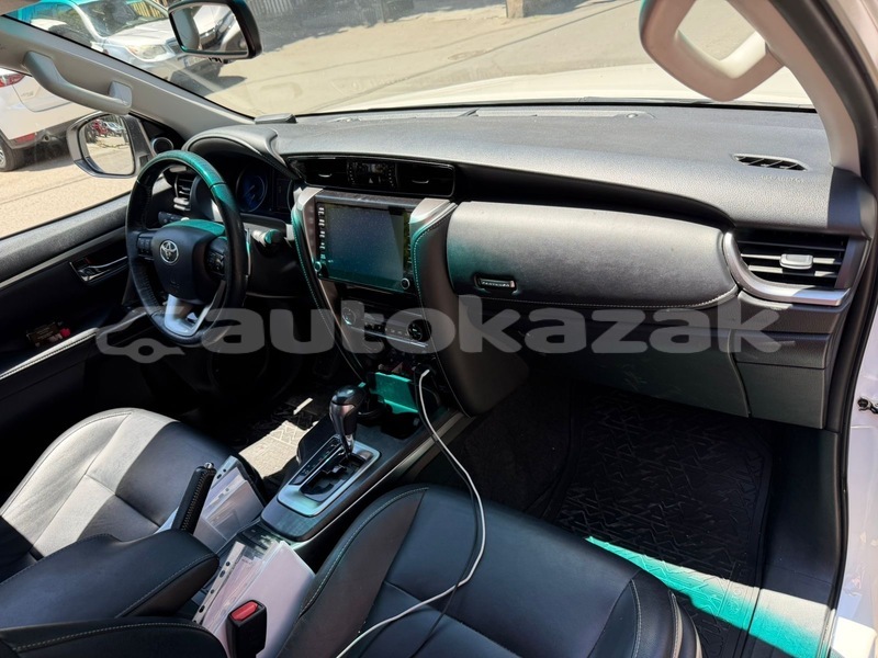 Big with watermark toyota fortuner taraz georgiyev 6179