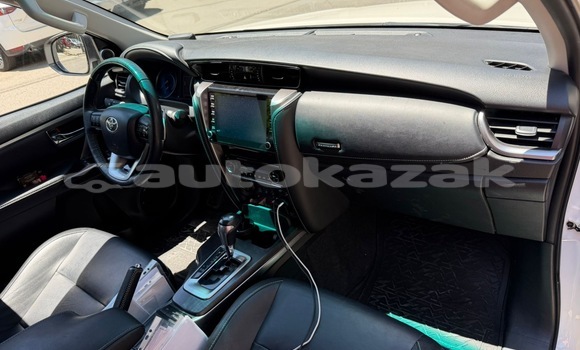 Buy Used Toyota Fortuner White Car in Georgiyev in Taraz Buy Used Toyota Fortuner White Car in Georgiyev in Taraz