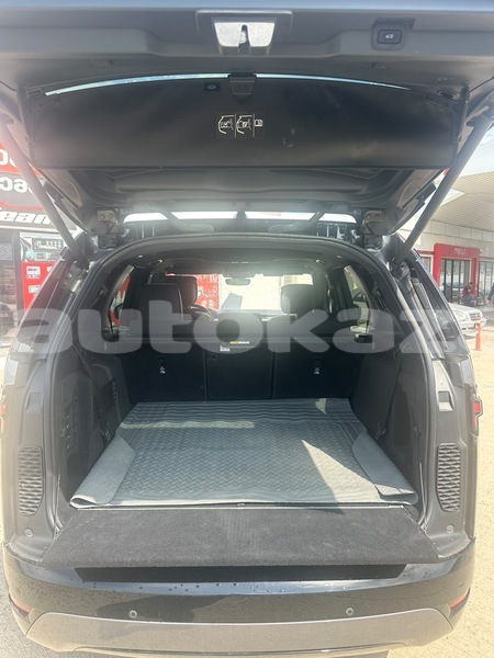 Big with watermark land rover discovery taraz georgiyev 6185