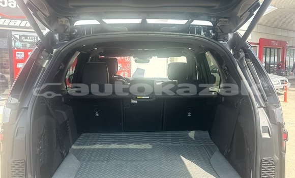 Buy Used Land Rover Discovery Black Car in Georgiyev in Taraz Buy Used Land Rover Discovery Black Car in Georgiyev in Taraz
