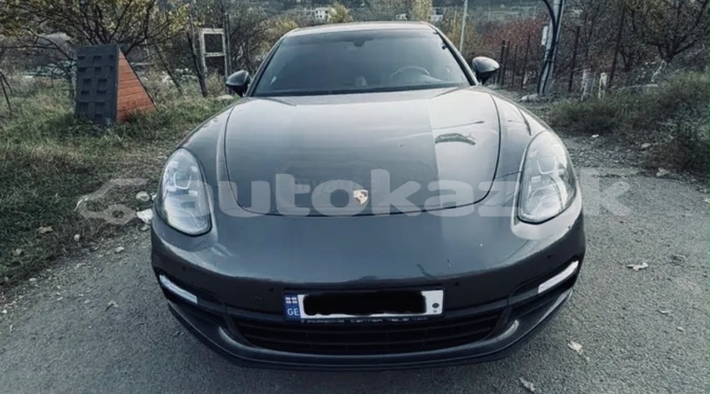 Big with watermark porsche panamera taraz georgiyev 6189