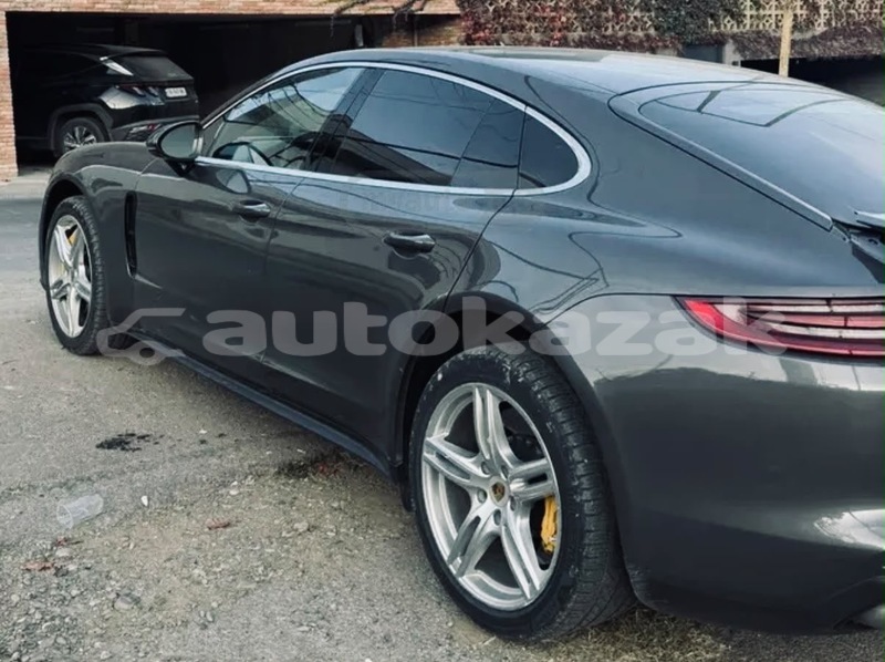 Big with watermark porsche panamera taraz georgiyev 6189
