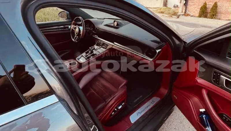 Big with watermark porsche panamera taraz georgiyev 6189