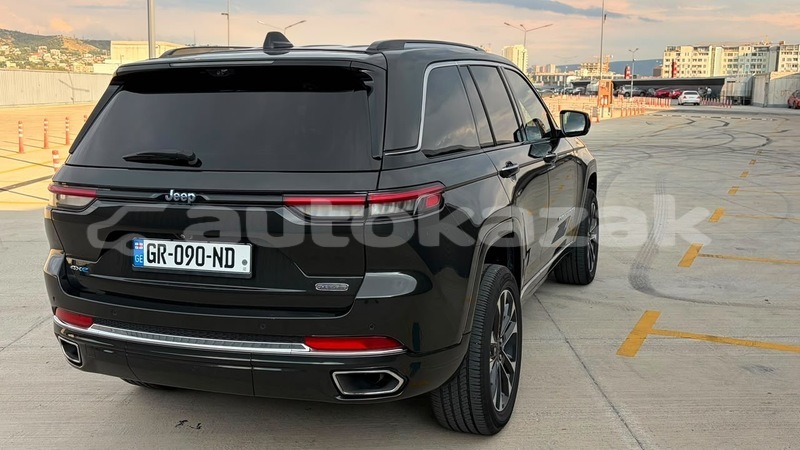 Big with watermark jeep grand cherokee taraz georgiyev 6192