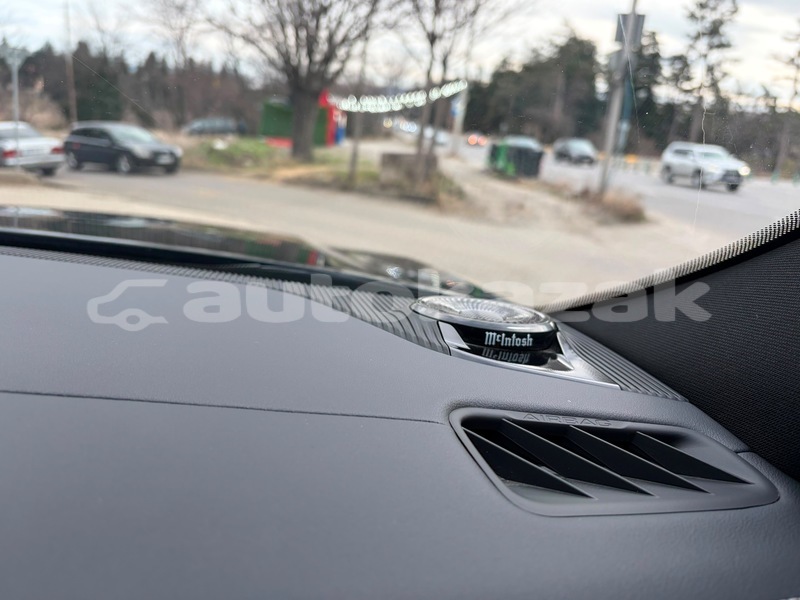 Big with watermark jeep grand cherokee taraz georgiyev 6192