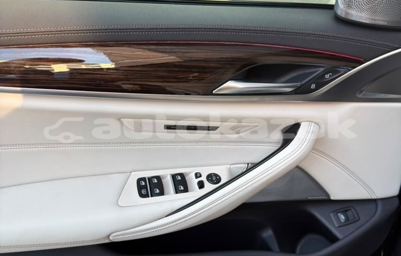 Big with watermark bmw 5 series taraz georgiyev 6198