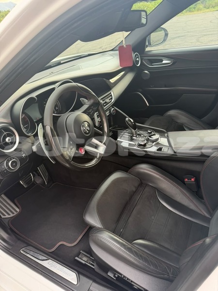 Big with watermark alfa romeo giulia taraz georgiyev 6200