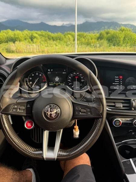 Big with watermark alfa romeo giulia taraz georgiyev 6200