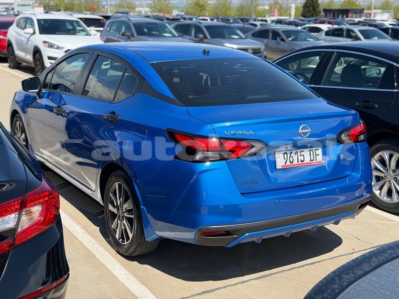 Big with watermark nissan versa taraz georgiyev 6208