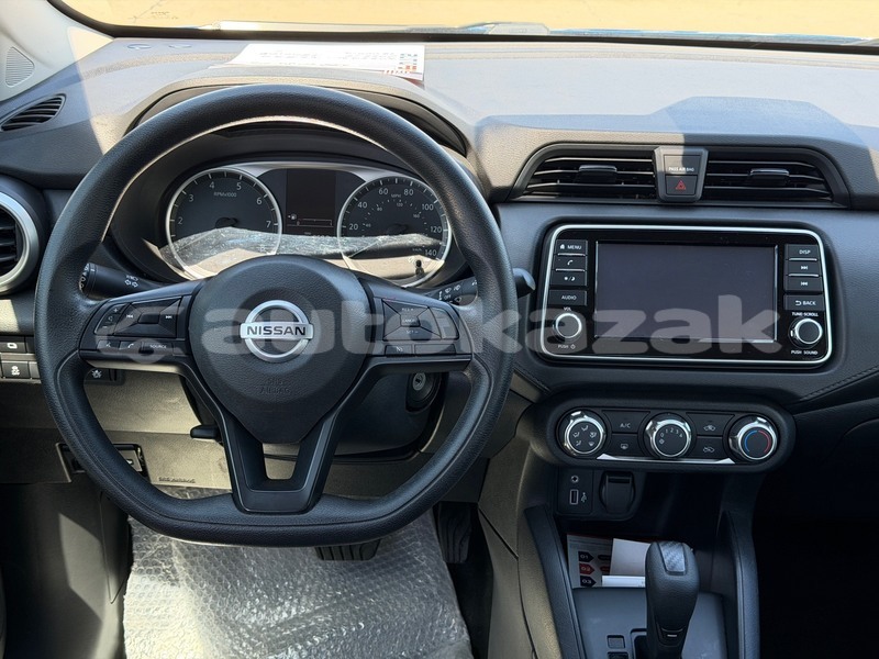 Big with watermark nissan versa taraz georgiyev 6208