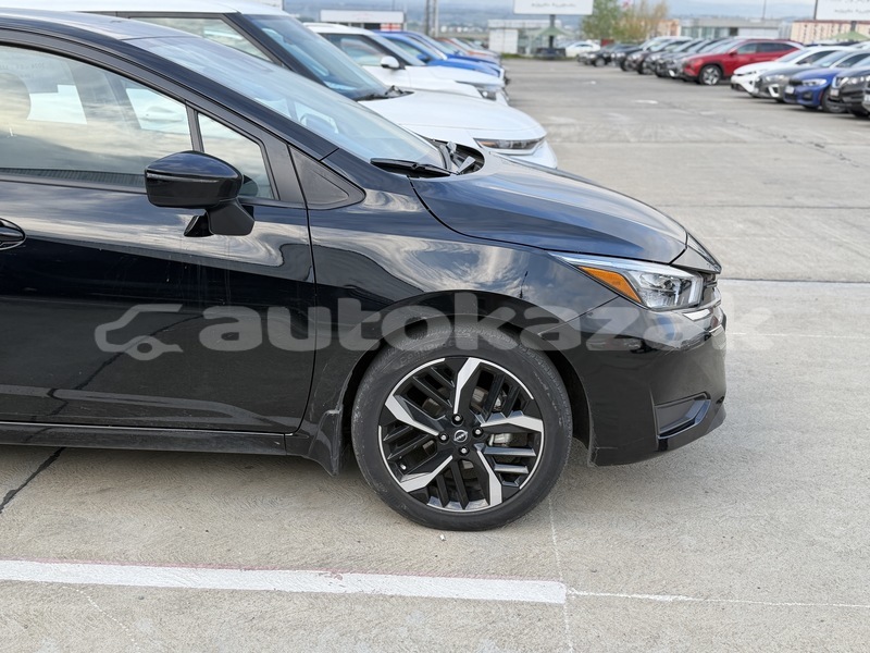 Big with watermark nissan versa taraz georgiyev 6209
