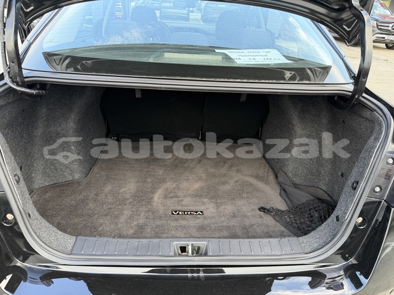 Big with watermark nissan versa taraz georgiyev 6209