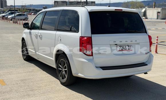 Buy Used Dodge Caravan White Car in Georgiyev in Taraz Buy Used Dodge Caravan White Car in Georgiyev in Taraz