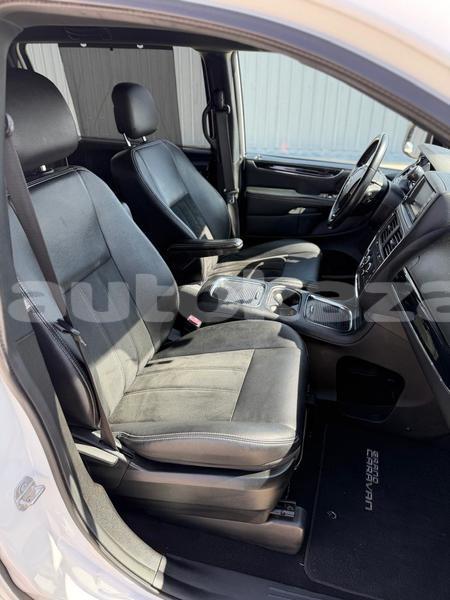 Big with watermark dodge caravan taraz georgiyev 6211