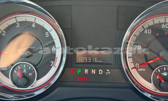 Buy Used Dodge Caravan White Car in Georgiyev in Taraz Buy Used Dodge Caravan White Car in Georgiyev in Taraz