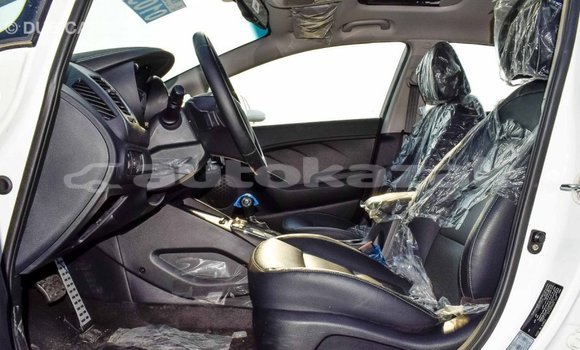 Buy Import Kia Cerato White Car in Import - Dubai in Akmecet Buy Import Kia Cerato White Car in Import - Dubai in Akmecet