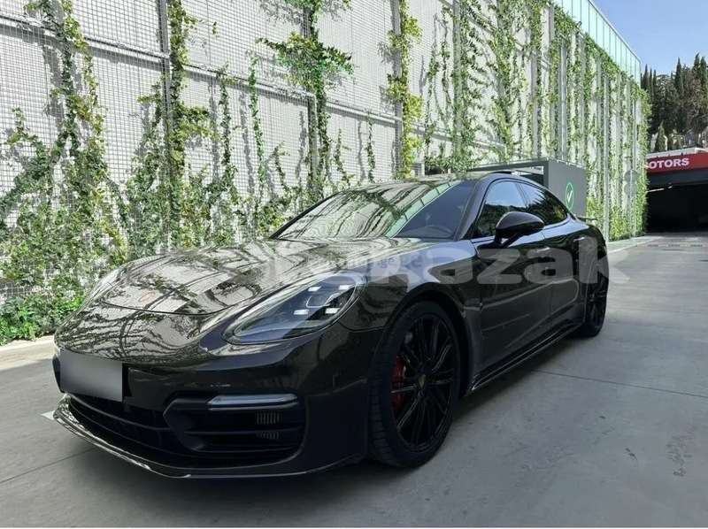 Big with watermark porsche panamera taraz georgiyev 6222