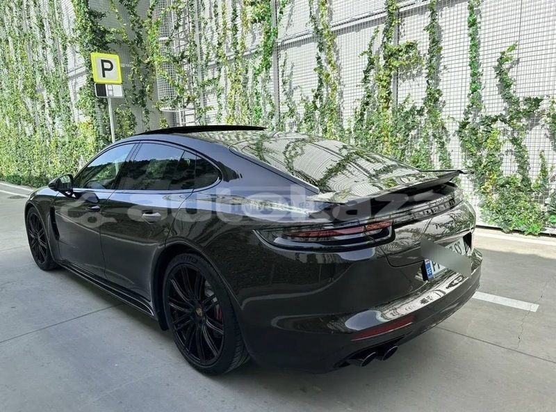Big with watermark porsche panamera taraz georgiyev 6222