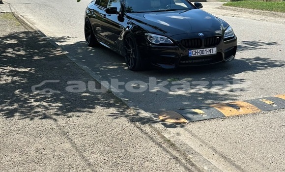 Buy Used BMW M6 Black Car in Georgiyev in Taraz