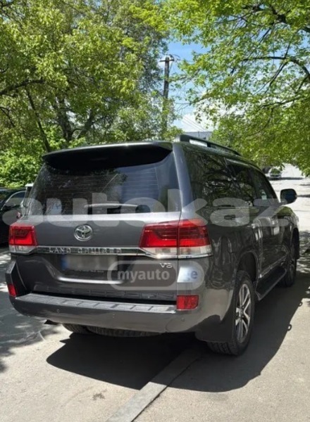 Big with watermark toyota land cruiser taraz georgiyev 6251