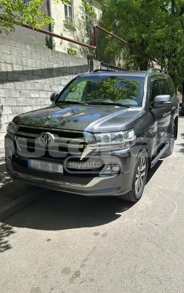 Big with watermark toyota land cruiser taraz georgiyev 6251