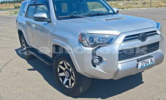 Buy Used Toyota 4Runner Silver Car in Georgiyev in Taraz Buy Used Toyota 4Runner Silver Car in Georgiyev in Taraz