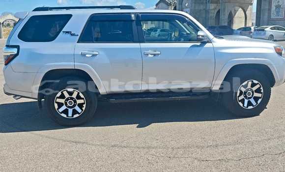 Buy Used Toyota 4Runner Silver Car in Georgiyev in Taraz Buy Used Toyota 4Runner Silver Car in Georgiyev in Taraz