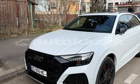 Buy Used Audi Q8 White Car in Georgiyev in Taraz