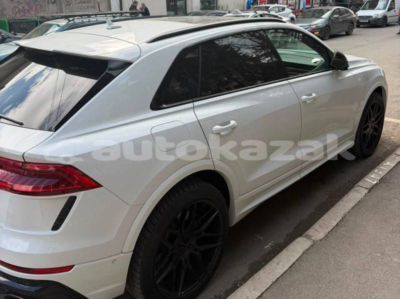 Big with watermark audi q8 taraz georgiyev 6263
