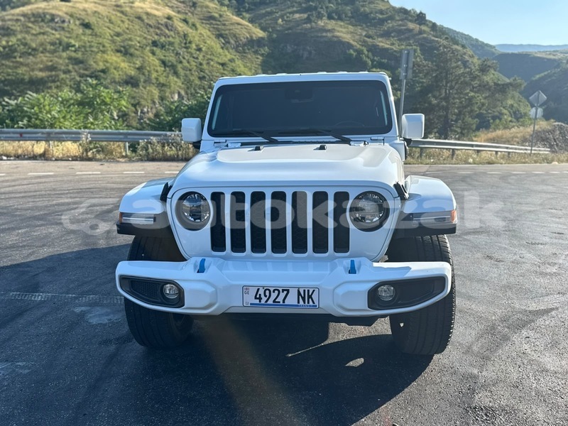 Big with watermark jeep wrangler taraz georgiyev 6267